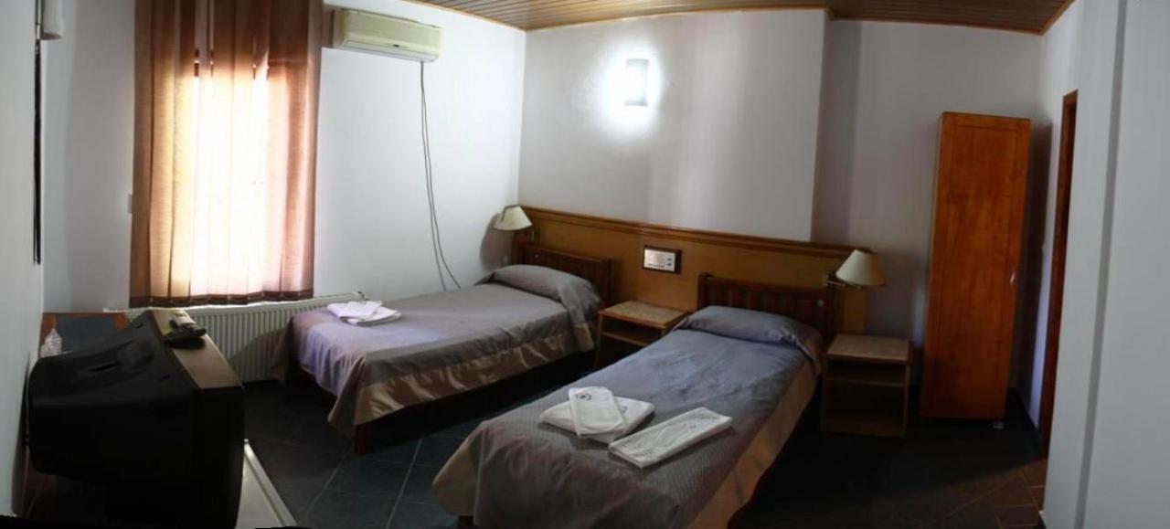 Hotel Albatros Kalaraši Exteriér fotografie