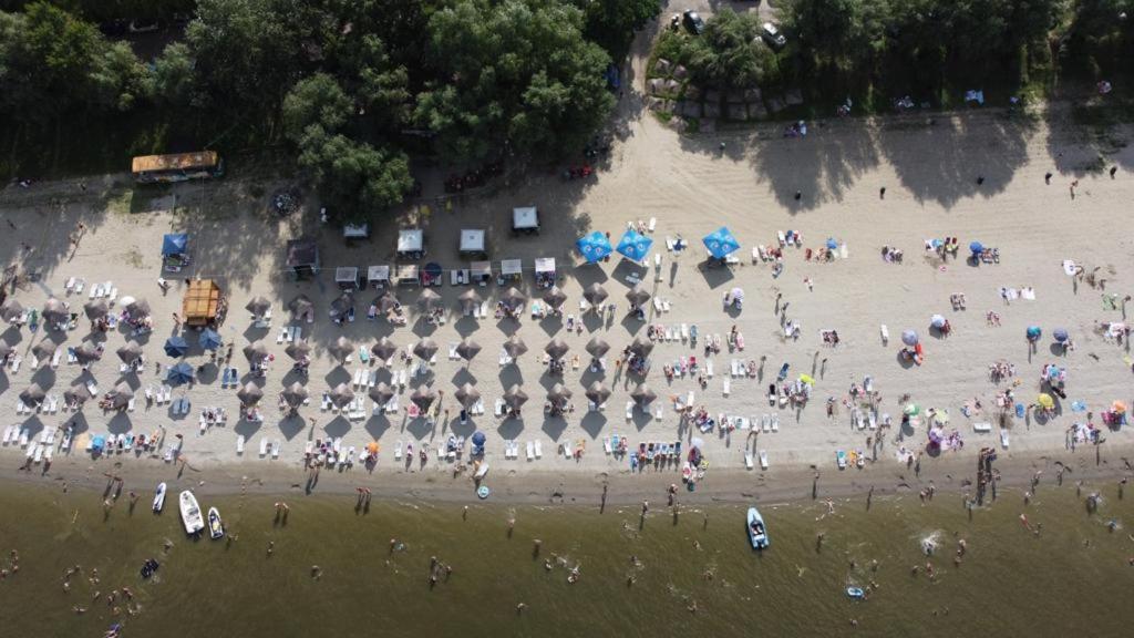 Hotel Albatros Kalaraši Exteriér fotografie