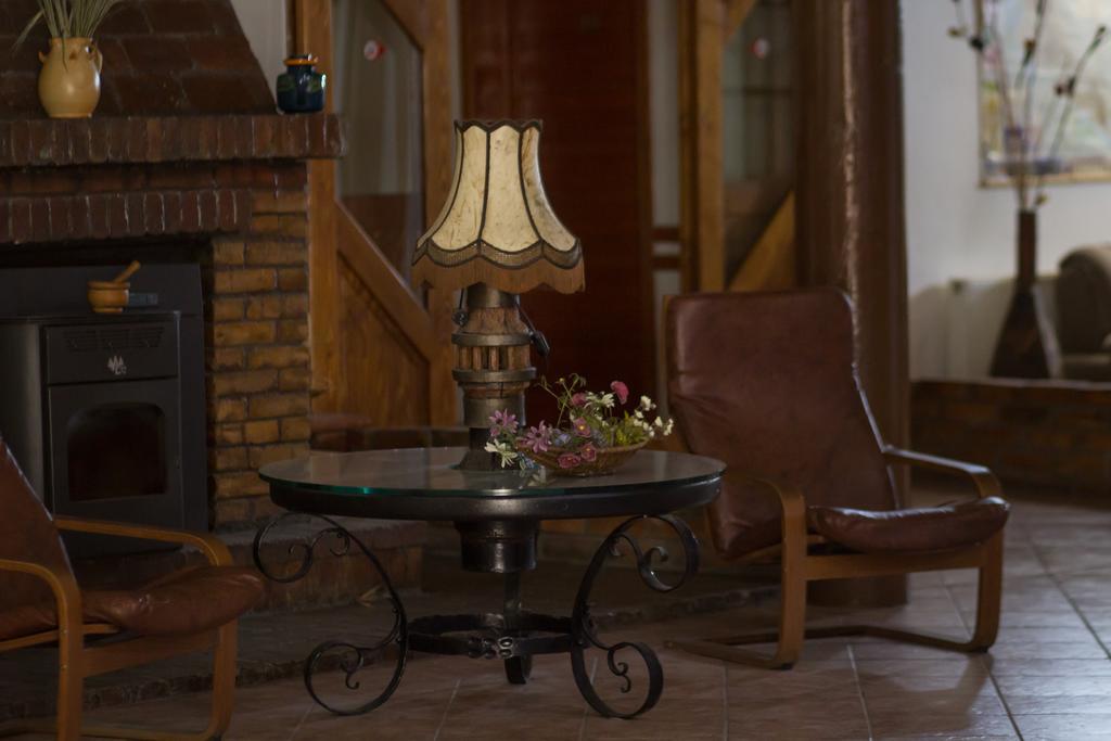 Hotel Albatros Kalaraši Exteriér fotografie